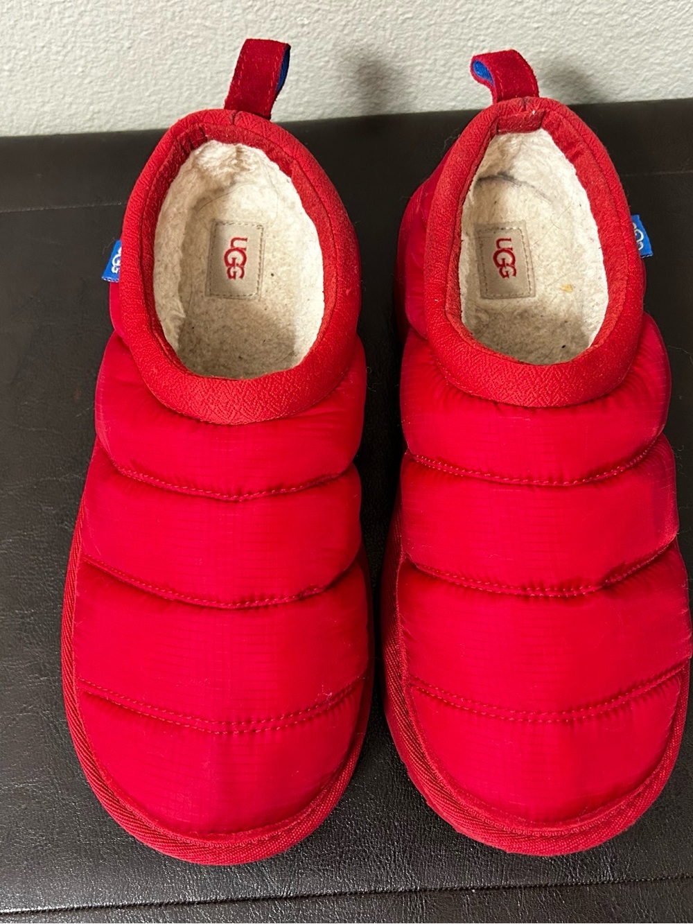 UGG Tasman LTA Red Slip On Outdoor Lined Puffer Slippers 1131810K women Size 6 - Picture 4 of 8